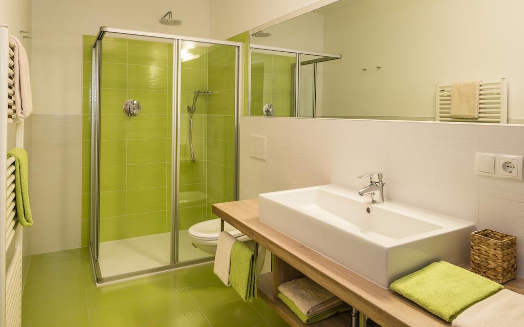 Beim Dorner Apartment Schenna Bilik gambar